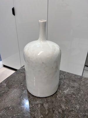 *BRAND NEW White Ceramic Decorative Vase (*Retail value $49)