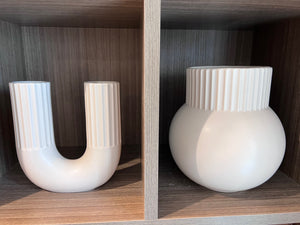 *BRAND NEW 2 Porcelain Decorative Vases from Indigo Books (*Retail value $65)