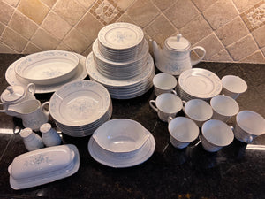 Contemporary Fine China by Noritake- Carolyn 2693- Service for 8