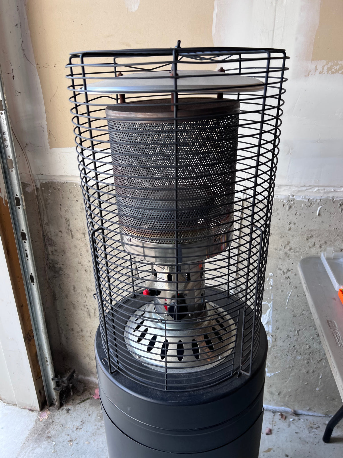 "Bond" Propane Outdoor Heater