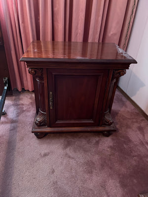Pair of Vintage Mahogany Nightstands