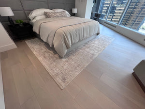 *BRAND NEW Jaipur Living FABLES - FB163- Lane- Creme Brulee and Whitecap Gray Rug- 7.6x9.6ft