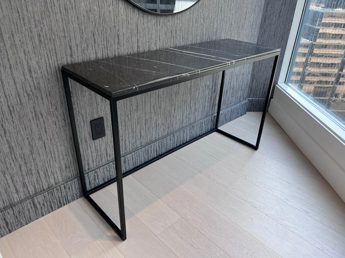*BRAND NEW ELTE MKT Liamm Black Marble Console Table (*Retail value $1,235)
