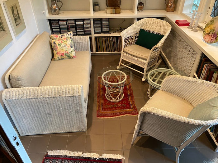 5 Piece White Wicker Set