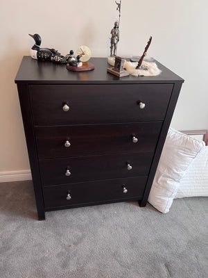 Dresser with 4 Drawers