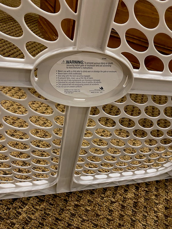 Summer Infant Secure Surround Play Safe Play Yard Gate