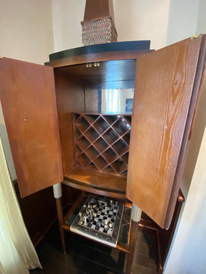 Bar/Wine Cabinet