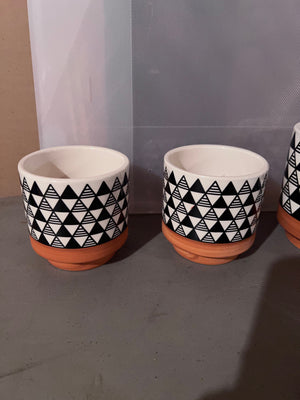 *Brand New- Torre & Tagus 4 Small Planters