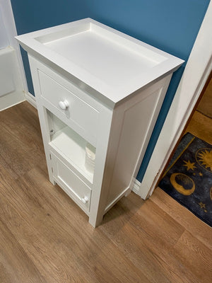 Bathroom Shelving/Storage Lot