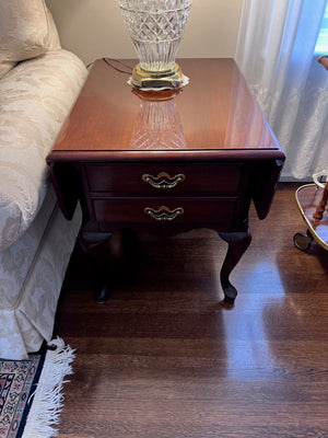 2 Thomasville Side Tables (1 drop leaf)