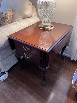 2 Thomasville Side Tables (1 drop leaf)