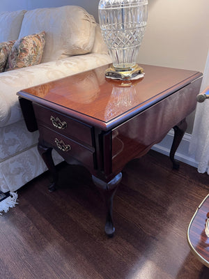 2 Thomasville Side Tables (1 drop leaf)