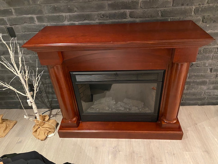 Twin Star 33E05 Electric Fireplace