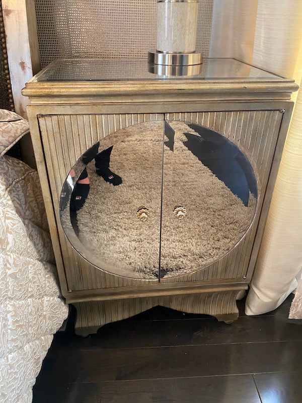 Pair of Mirrored Nightstands (1/2 has a crack)