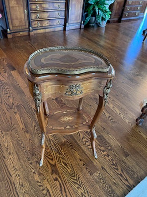 Ornate Antique Kidney Shaped Accent Table