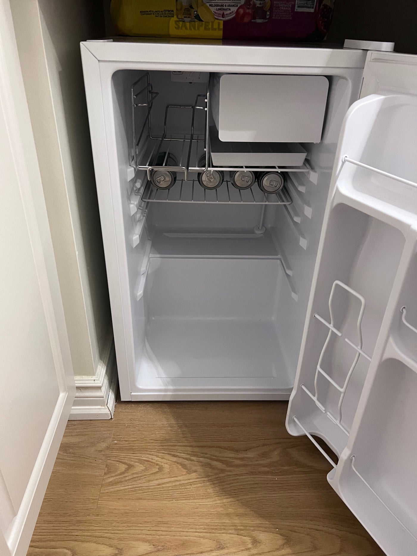 Masterchef cheap mini fridge