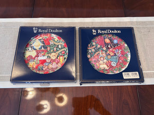2 Royal Doulton Christmas Collector Plates (Original Boxes)