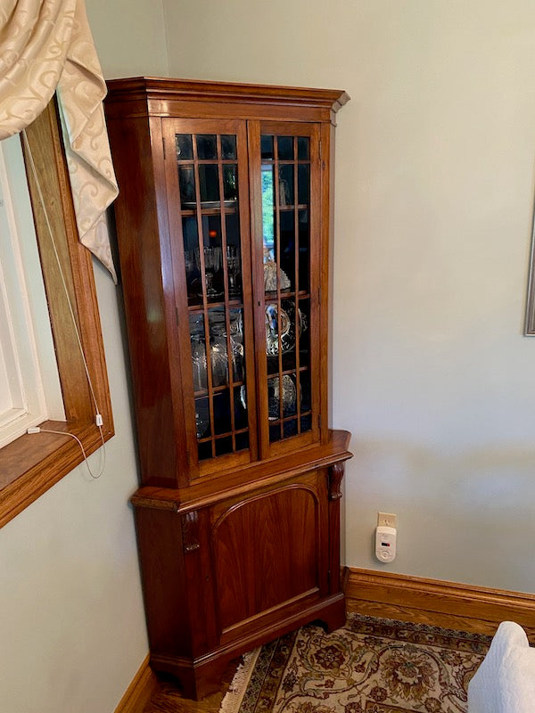 Lionel Rawlinson Limited Mahogany Corner Curio Cabinet