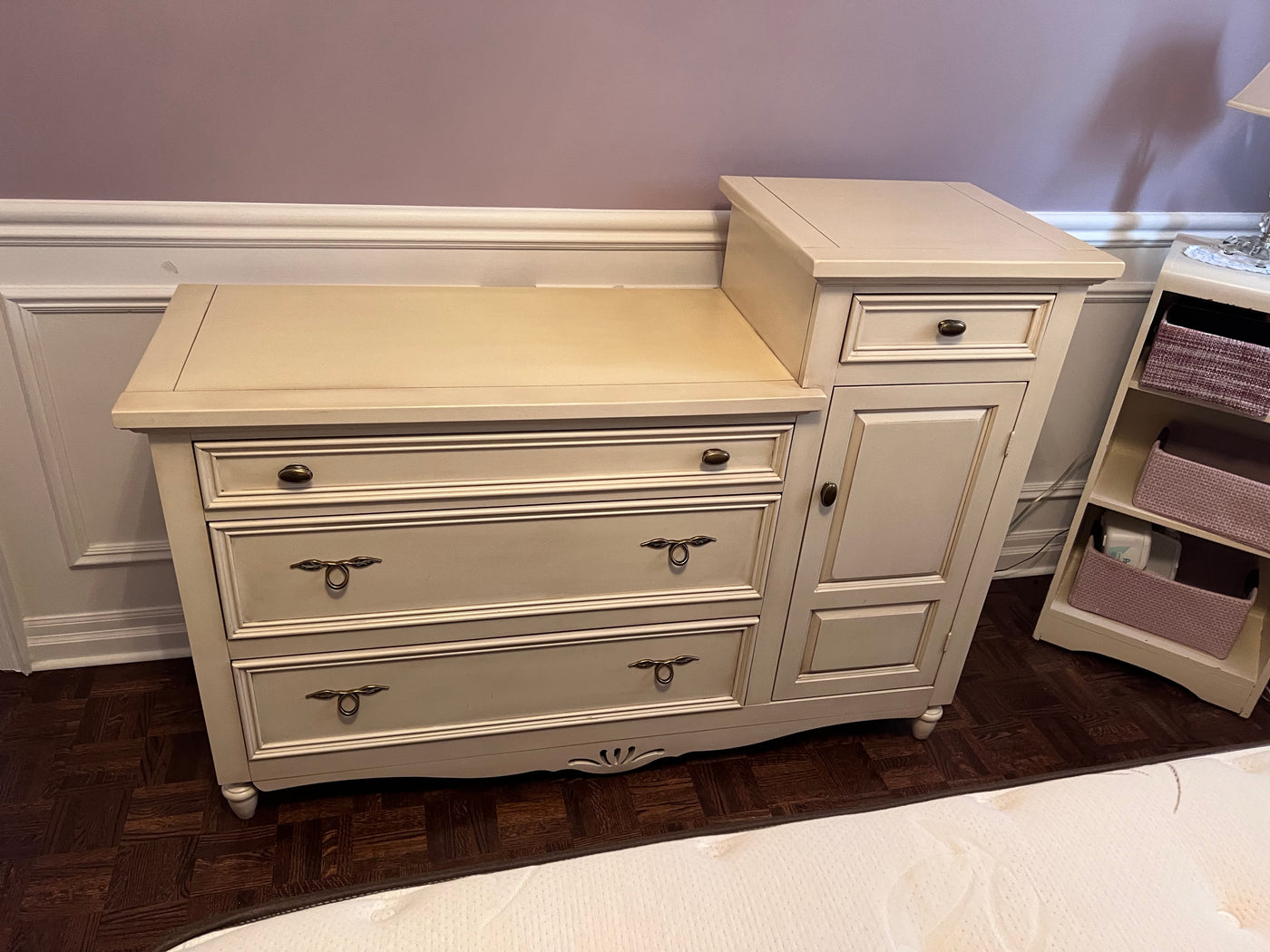 Bellini shop baby dresser