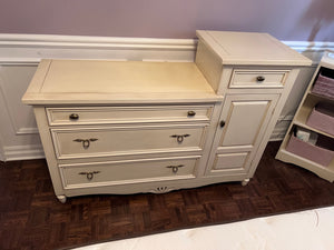Solid Wood Dresser Made In Canada # 2
