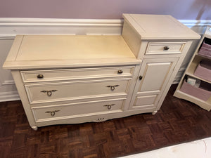 Solid Wood Dresser Made In Canada # 2