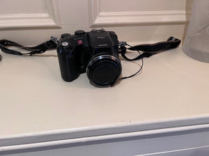 Fujifilm FinePix S602 Zoom Camera