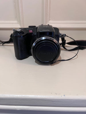 Fujifilm FinePix S602 Zoom Camera