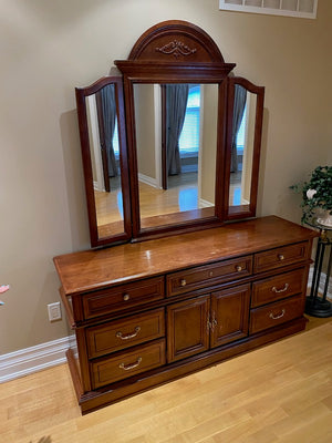 Broyhill Dress with Mirror