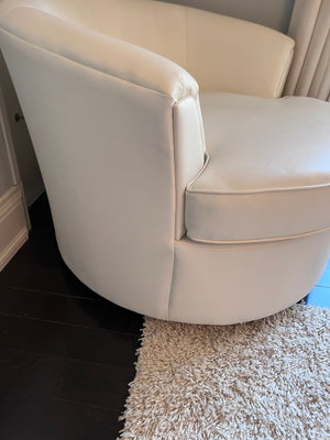 White 'Sofa by Fancy' Leather Cuddler Chair
