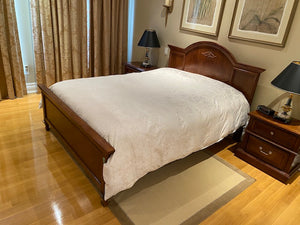 Broyhill Queen Bed Frame