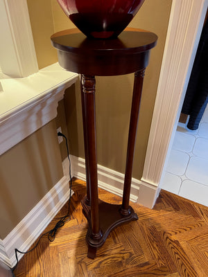 Bombay Pedestal Stand