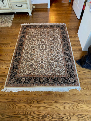 100% Wool Persian Rug- 4ft x 6ft