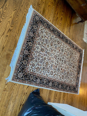 100% Wool Persian Rug- 4ft x 6ft