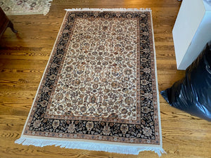 100% Wool Persian Rug- 4ft x 6ft