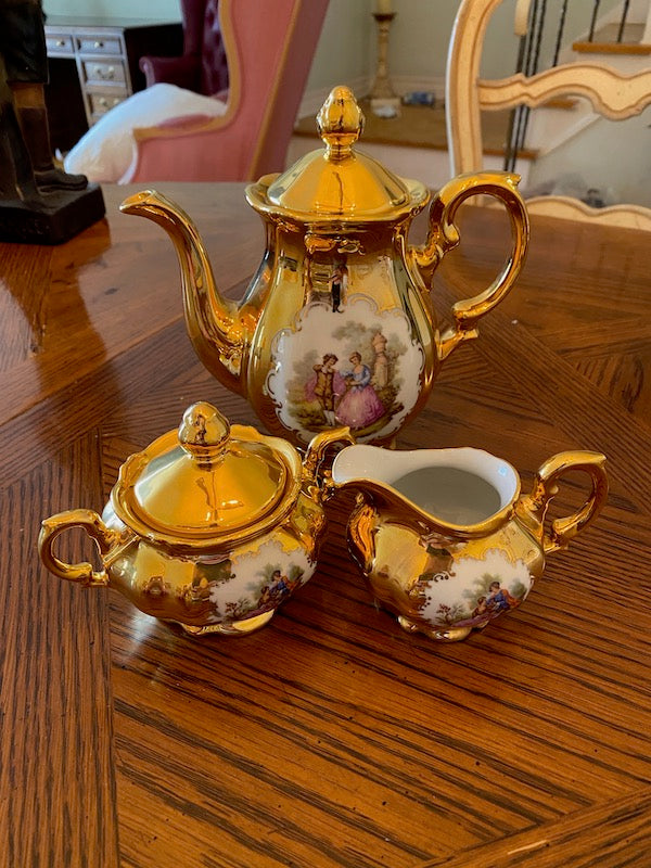 L Parbus Gold Tea Set