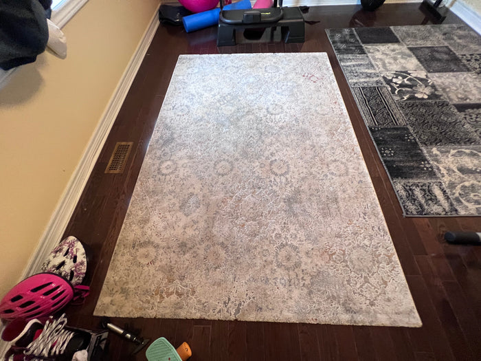 Affiliate Weavers Empress Area Rug- 5.2ft x 7.5ft