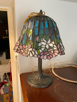 Small Tiffany Style Table Lamp