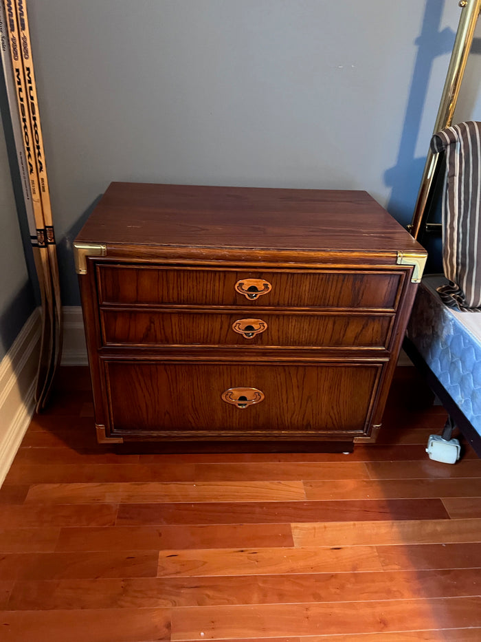 Pair of Vintage Lexington Nightstands