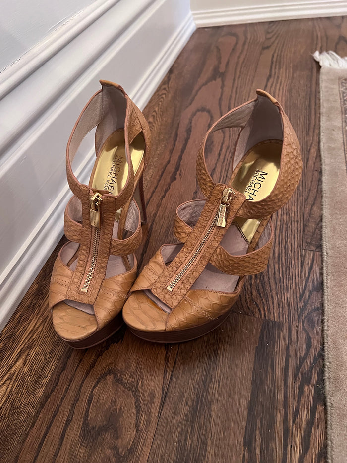 Michael Kors Tan Leather Heels- Size 7