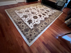 'Imperial Carpet & Home' Provence 100% Wool Rug- 8ft x 11ft (Retail $3,157)