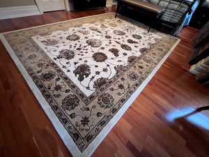 'Imperial Carpet & Home' Provence 100% Wool Rug- 8ft x 11ft (Retail $3,157)