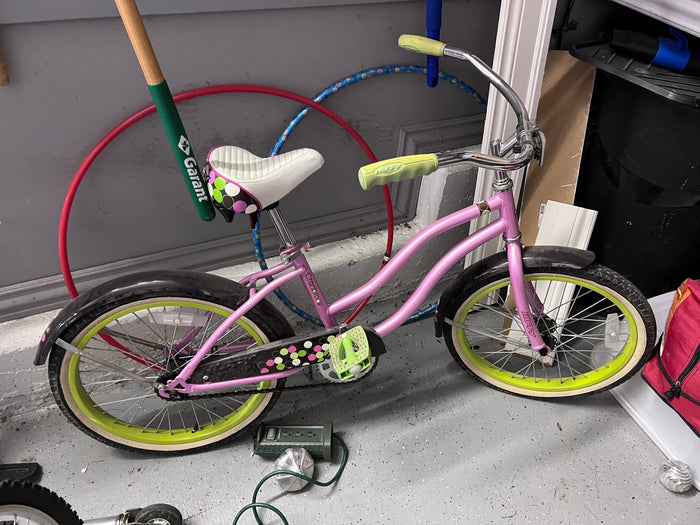 Huffy Cranbrook Cruiser 20 Inch Girls’ Bicycle