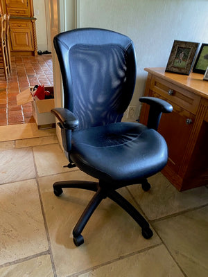Black Leather Swivel Office Chair
