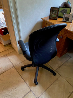 Black Leather Swivel Office Chair