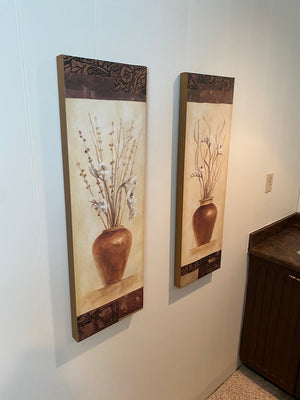 2 pc Wall Art- Vases