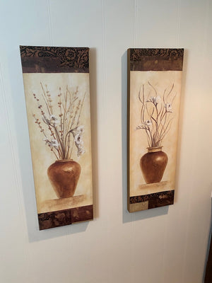 2 pc Wall Art- Vases