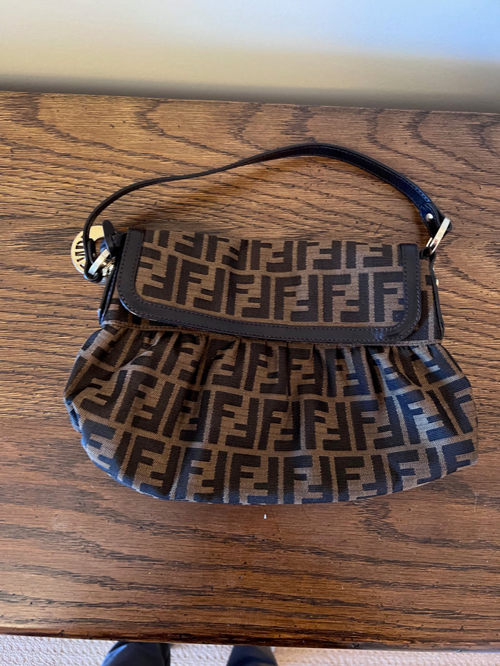 Fendi hotsell style bag