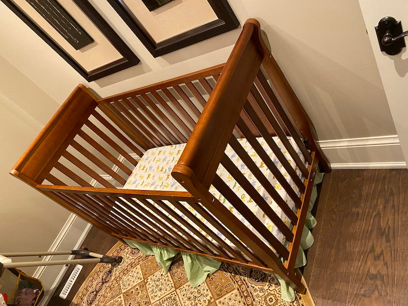 Graco wood hotsell crib