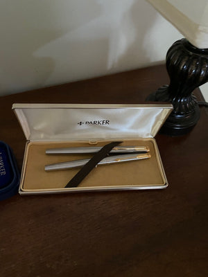 "Parker" Fountain Pen Lot