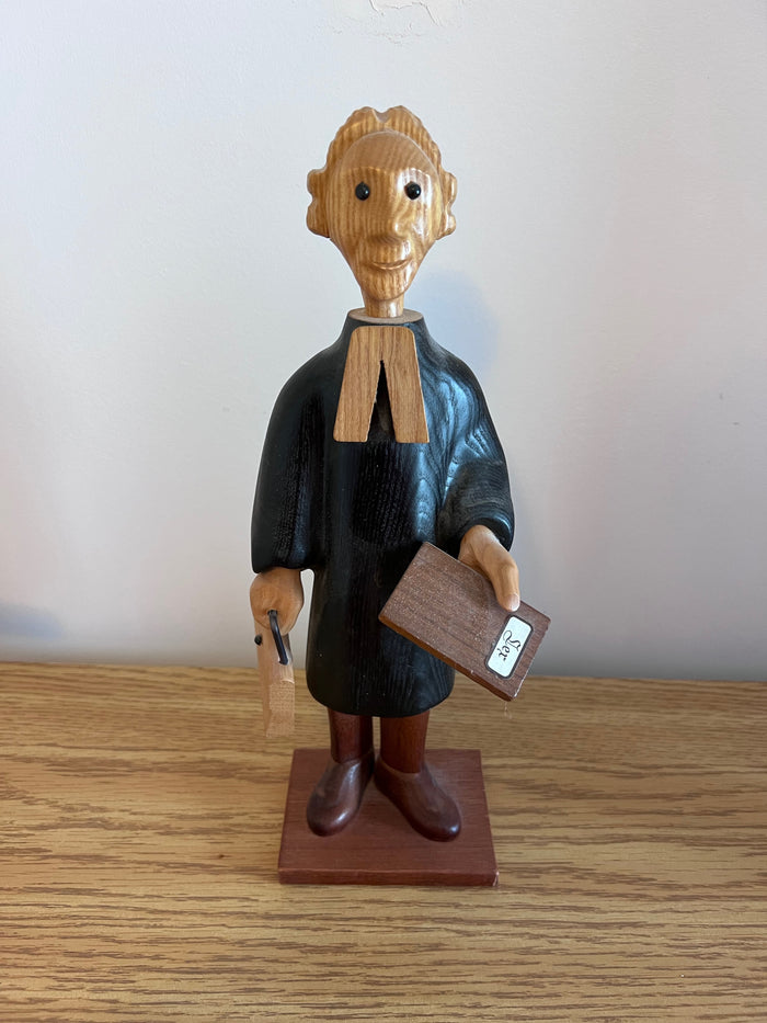 Vintage Romer Hand Carved Wood Judge